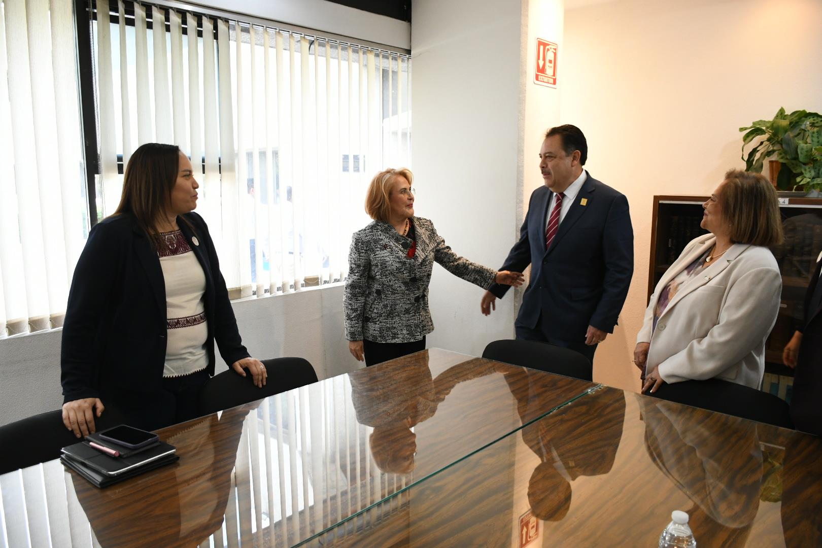 Plática informativa del FOVISSSTE "Reestructura UMA a PESOS"